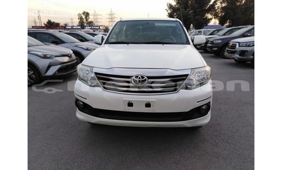 Buy Import Toyota Fortuner White Car in Import - Dubai in Aragatsotn Buy Import Toyota Fortuner White Car in Import - Dubai in Aragatsotn