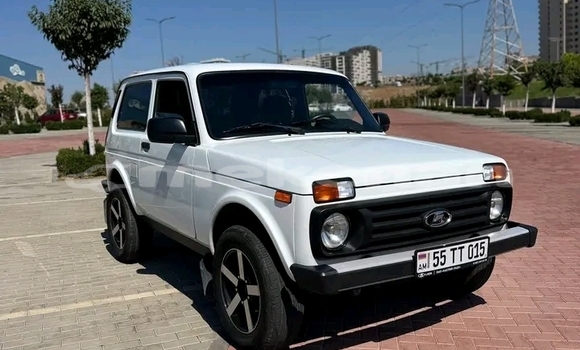 Buy Used Lada Niva White Car in Abovyan in Kotaik Buy Used Lada Niva White Car in Abovyan in Kotaik