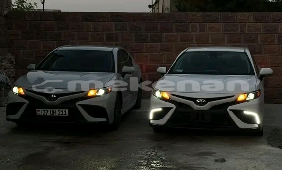 Buy Used Toyota Camry White Car in Artashat in Ararat Buy Used Toyota Camry White Car in Artashat in Ararat