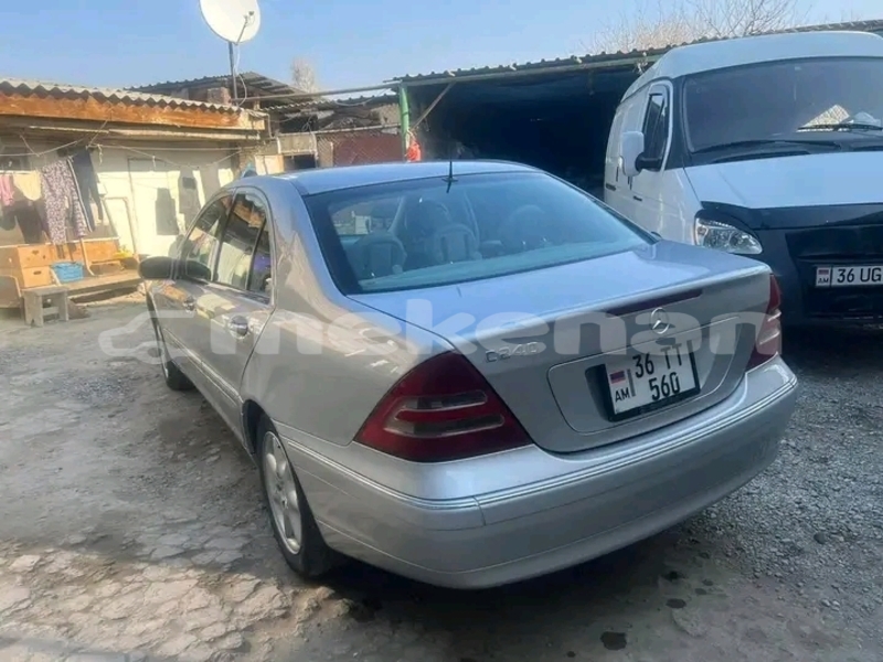 Big with watermark mercedes benz 270d ararat artashat 5603