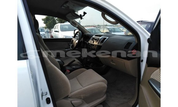 Buy Import Toyota Fortuner White Car in Import - Dubai in Aragatsotn Buy Import Toyota Fortuner White Car in Import - Dubai in Aragatsotn