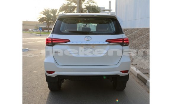 Buy Import Toyota Fortuner Black Car in Import - Dubai in Aragatsotn Buy Import Toyota Fortuner Black Car in Import - Dubai in Aragatsotn