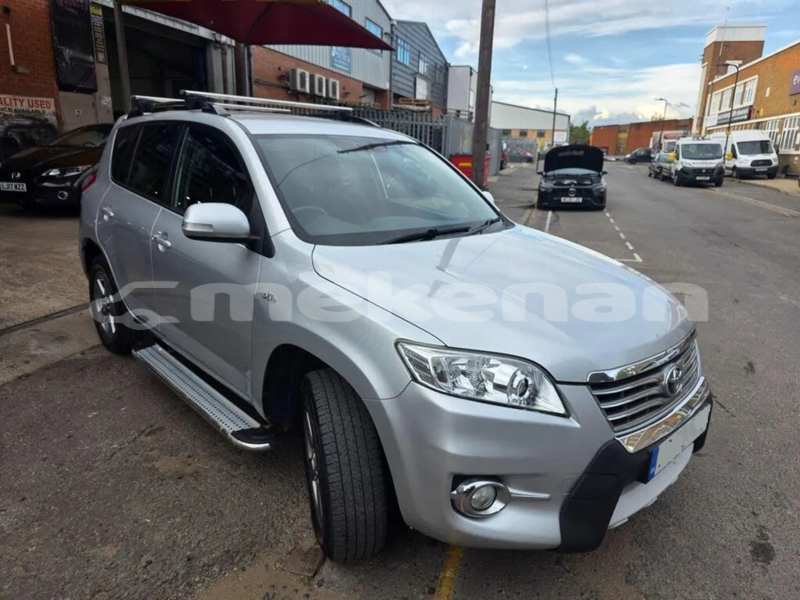 Big with watermark toyota rav4 lori tashir 5691