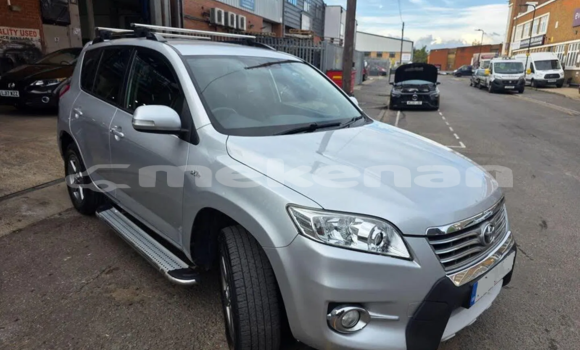 Buy Used Toyota RAV4 White Car in Tashir in Lori