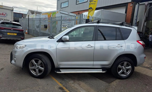 Buy Used Toyota RAV4 White Car in Tashir in Lori Buy Used Toyota RAV4 White Car in Tashir in Lori