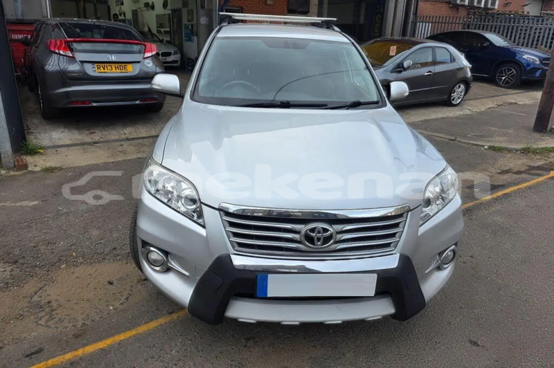 Big with watermark toyota rav4 lori tashir 5691