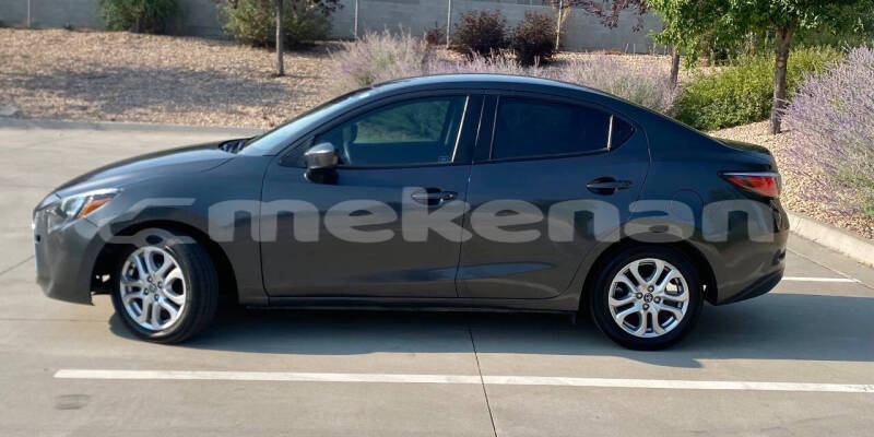 Big with watermark toyota yaris yerevan yerevan 5719