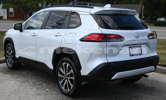 Buy Used Toyota Corolla Cross White Car in Yerevan in Yerevan Buy Used Toyota Corolla Cross White Car in Yerevan in Yerevan
