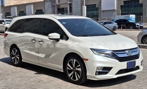 Buy Used Honda Odyssey White Car in Tashir in Lori Buy Used Honda Odyssey White Car in Tashir in Lori