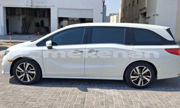 Buy Used Honda Odyssey White Car in Tashir in Lori Buy Used Honda Odyssey White Car in Tashir in Lori