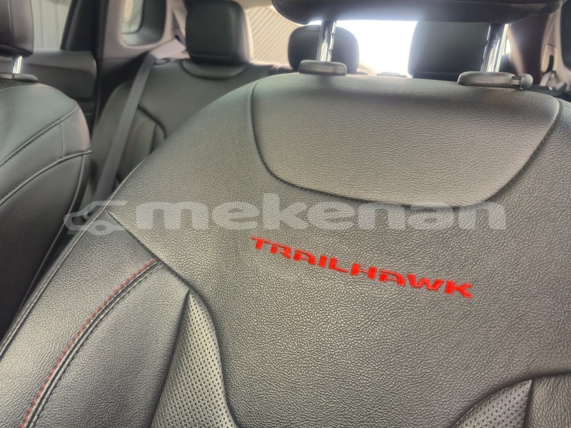 Big with watermark jeep compass lori alaverdi 5723