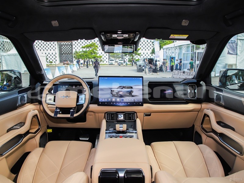 Big with watermark byd f8 aragatsotn import dubai 5731