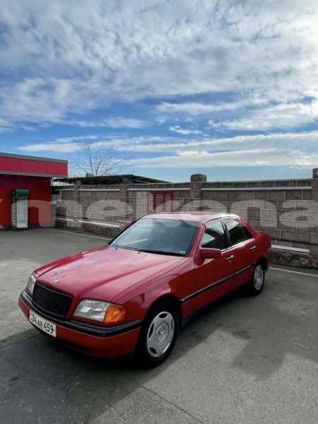 Big with watermark toyota 4runner lori alaverdi 5764