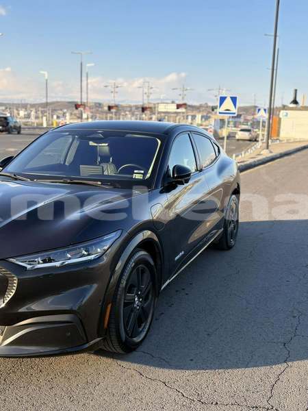 Big with watermark toyota crown majesta lori alaverdi 5770