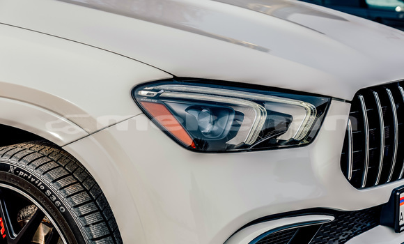 Buy Used Mercedes-Benz GLE White Car in Yerevan in Yerevan Buy Used Mercedes-Benz GLE White Car in Yerevan in Yerevan