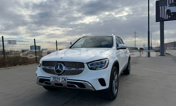 Buy Used Mercedes-Benz GLC White Car in Yerevan in Yerevan Buy Used Mercedes-Benz GLC White Car in Yerevan in Yerevan