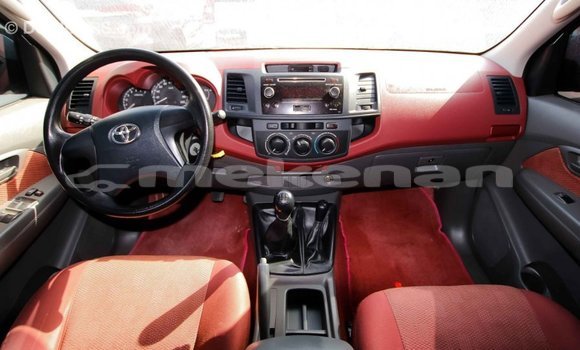 Buy Import Toyota Hilux Red Car in Import - Dubai in Aragatsotn Buy Import Toyota Hilux Red Car in Import - Dubai in Aragatsotn