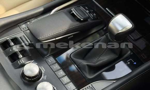 Buy Used Lexus LX 570 White Car in Yerevan in Yerevan Buy Used Lexus LX 570 White Car in Yerevan in Yerevan