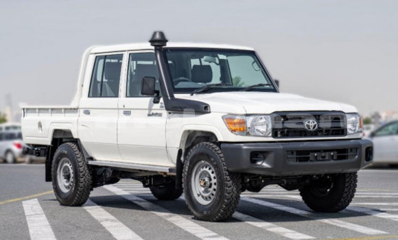 Buy Used Toyota Land Cruiser White Car in Armavir in Armavir Buy Used Toyota Land Cruiser White Car in Armavir in Armavir