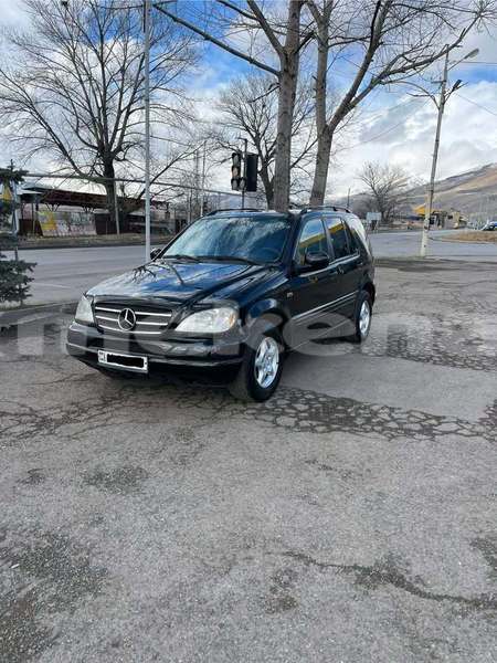 Big with watermark mercedes benz ml class lori alaverdi 5874