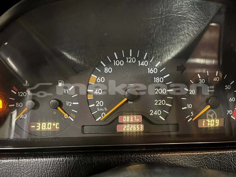 Big with watermark mercedes benz 190 lori alaverdi 5878