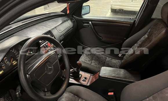 Buy Used Mercedes-Benz 190 Blue Car in Alaverdi in Lori Buy Used Mercedes-Benz 190 Blue Car in Alaverdi in Lori