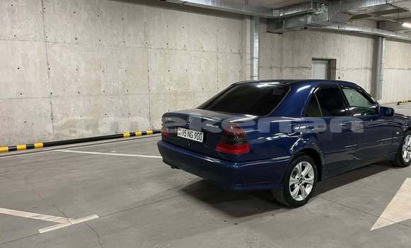 Buy Used Mercedes-Benz 190 Blue Car in Alaverdi in Lori Buy Used Mercedes-Benz 190 Blue Car in Alaverdi in Lori