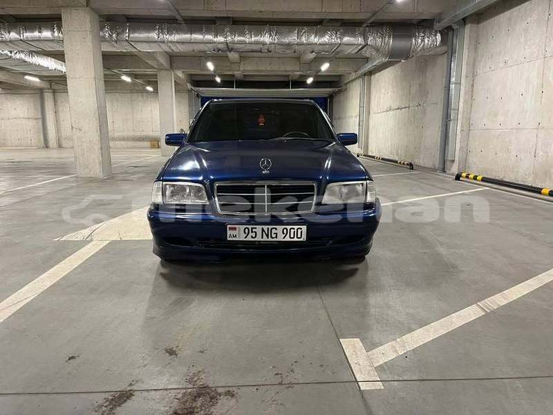 Big with watermark mercedes benz 190 lori alaverdi 5878