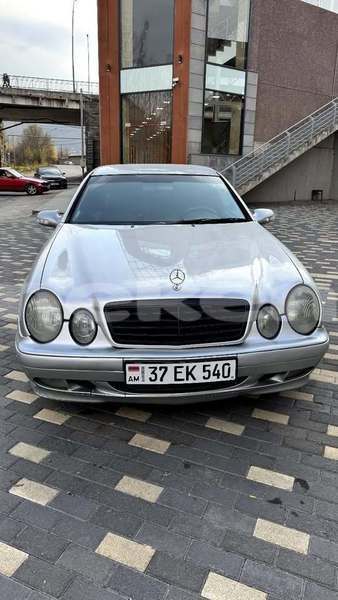 Big with watermark mercedes benz clk class lori alaverdi 5884