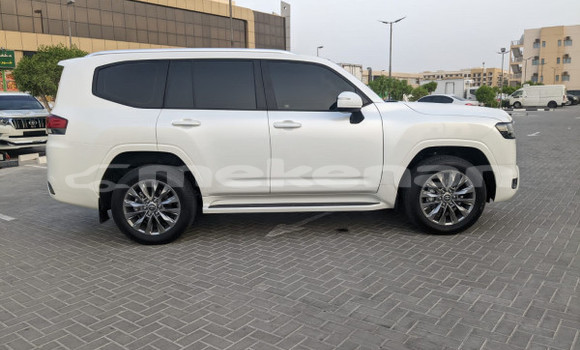 Buy Used Toyota Land Cruiser White Car in Armavir in Armavir Buy Used Toyota Land Cruiser White Car in Armavir in Armavir
