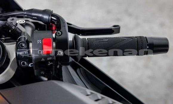 Buy Used Yamaha YZF Black Bike in Yerevan in Yerevan Buy Used Yamaha YZF Black Bike in Yerevan in Yerevan