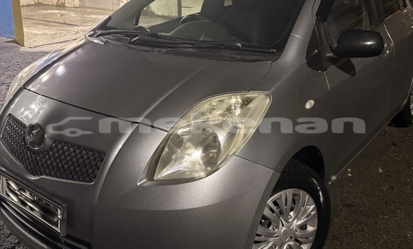 Buy Used Toyota Vitz Silver Car in Yerevan in Yerevan