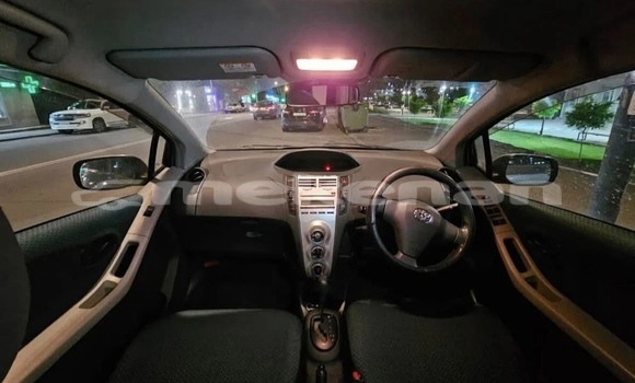 Buy Used Toyota Vitz Silver Car in Yerevan in Yerevan Buy Used Toyota Vitz Silver Car in Yerevan in Yerevan
