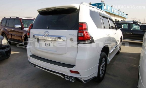 Buy Import Toyota Prado White Car in Import - Dubai in Aragatsotn Buy Import Toyota Prado White Car in Import - Dubai in Aragatsotn