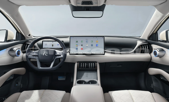 Buy New BYD S6 White Car in Yerevan in Yerevan Buy New BYD S6 White Car in Yerevan in Yerevan