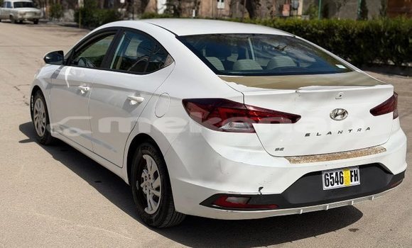 Buy Used Hyundai Elantra White Car in Armavir in Armavir Buy Used Hyundai Elantra White Car in Armavir in Armavir