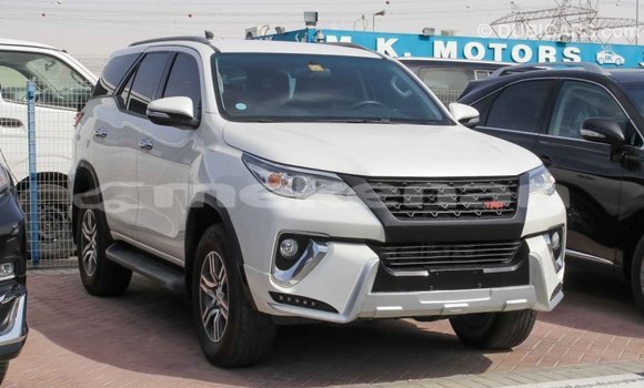 Buy Import Toyota Fortuner White Car in Import - Dubai in Aragatsotn Buy Import Toyota Fortuner White Car in Import - Dubai in Aragatsotn