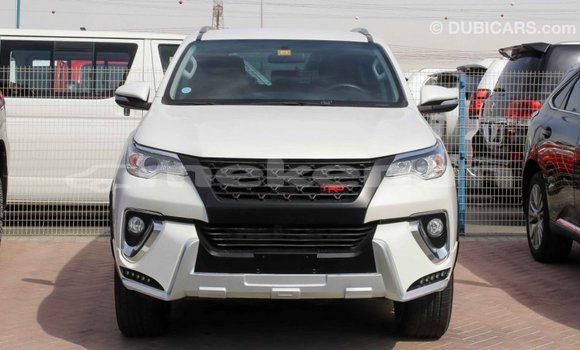 Buy Import Toyota Fortuner White Car in Import - Dubai in Aragatsotn Buy Import Toyota Fortuner White Car in Import - Dubai in Aragatsotn