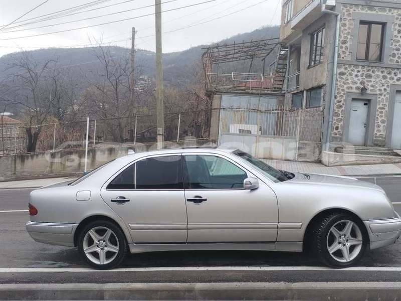 Big with watermark mercedes benz w100 shirak artik 5986