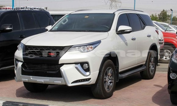 Buy Import Toyota Fortuner White Car in Import - Dubai in Aragatsotn Buy Import Toyota Fortuner White Car in Import - Dubai in Aragatsotn