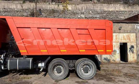 Buy Used Komatsu D31S Red Truck in Artik in Shirak Buy Used Komatsu D31S Red Truck in Artik in Shirak