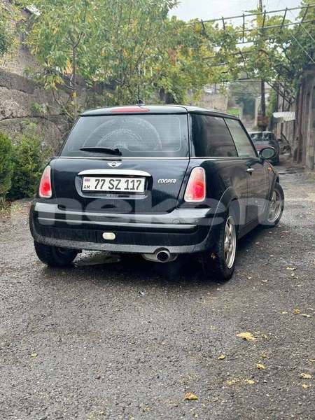 Big with watermark mini cooper s clubman lori alaverdi 5994