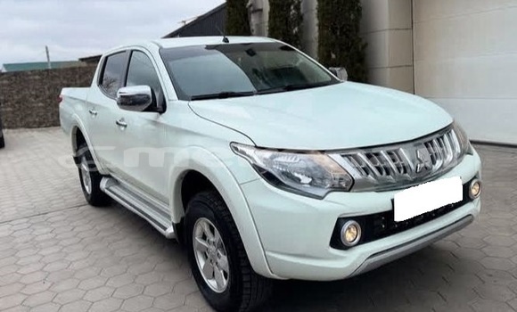 Buy Used Mitsubishi L200 White Car in Armavir in Armavir Buy Used Mitsubishi L200 White Car in Armavir in Armavir