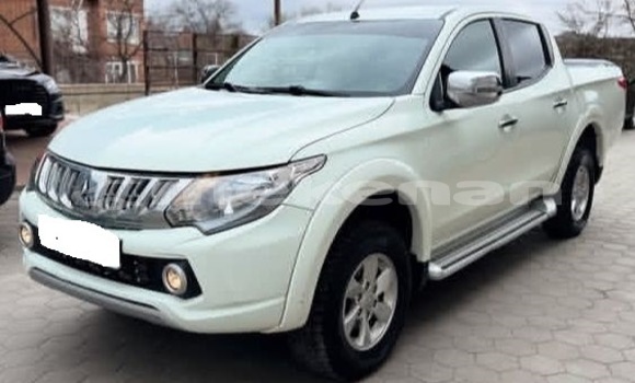 Buy Used Mitsubishi L200 White Car in Armavir in Armavir Buy Used Mitsubishi L200 White Car in Armavir in Armavir