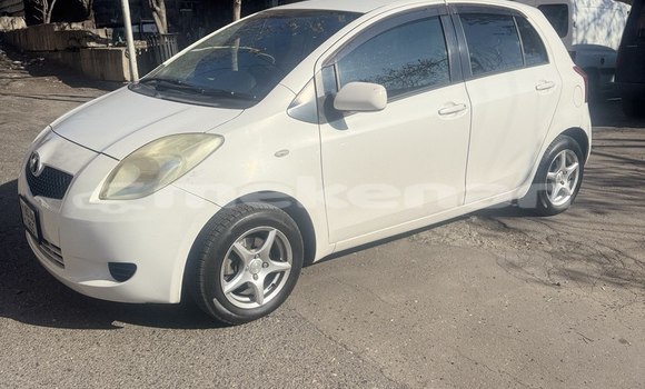 Buy Used Toyota Vitz White Car in Yerevan in Yerevan Buy Used Toyota Vitz White Car in Yerevan in Yerevan