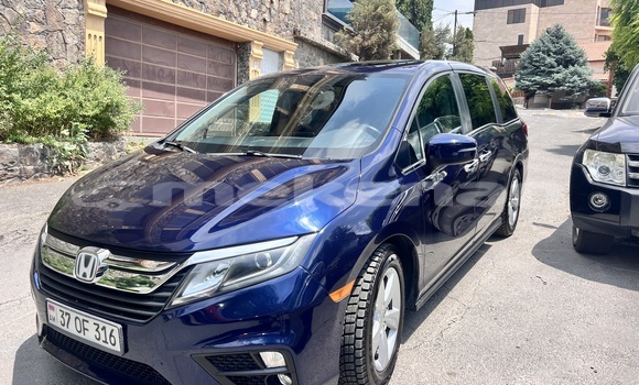 Buy New Honda Odyssey Blue Car in Yerevan in Yerevan Buy New Honda Odyssey Blue Car in Yerevan in Yerevan