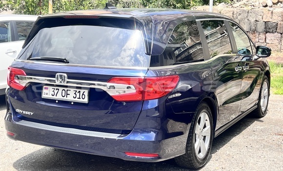 Buy New Honda Odyssey Blue Car in Yerevan in Yerevan Buy New Honda Odyssey Blue Car in Yerevan in Yerevan