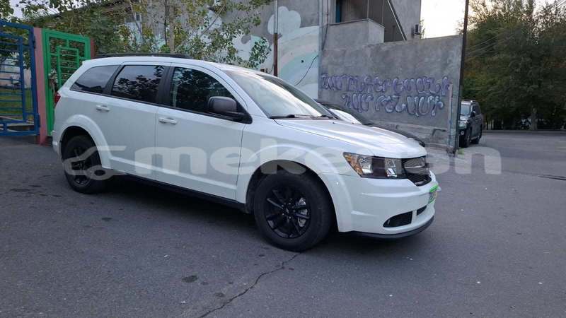 Big with watermark dodge ram lori alaverdi 6202