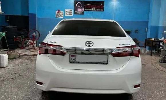 Buy Used Toyota Corolla White Car in Artashat in Ararat Buy Used Toyota Corolla White Car in Artashat in Ararat