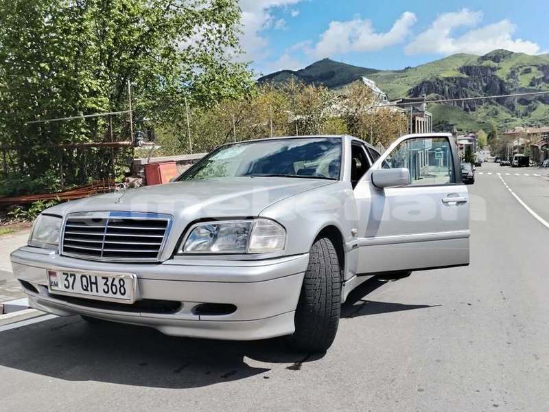 Big with watermark mercedes benz c class syunik angeghakot 6219
